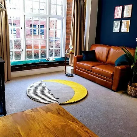 Appartement Cocoa Lily - River Fronted Studio In The City With Secure Parking