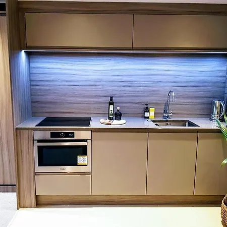 Cocoa Lily - River Fronted Studio In The City With Secure Parking * 约克