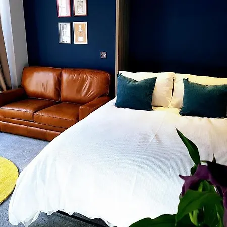 Appartamento Cocoa Lily - River Fronted Studio In The City With Secure Parking